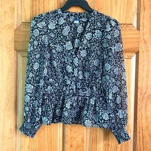 Women’s size XS Old Navy new without tags lightweight blouse with elastic waist